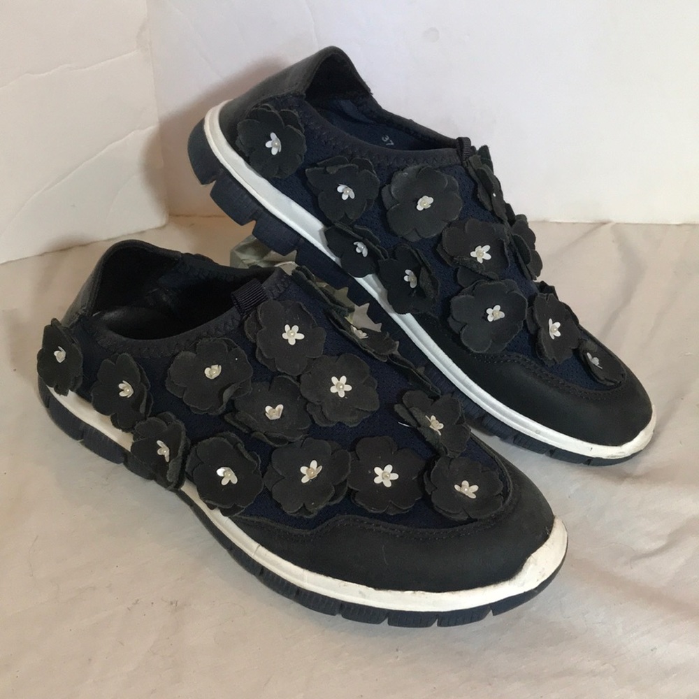 “MARC CAIN” Navy Leather Floral Sneakers. - Picture 2 of 12
